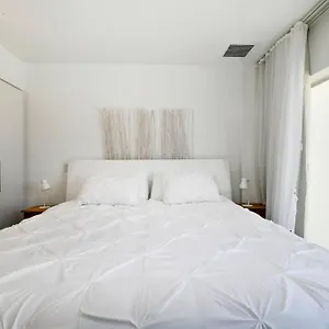  Apartment Luxurious Ocean Front With Sunset Views 2 Bed-2 Bath Aruba